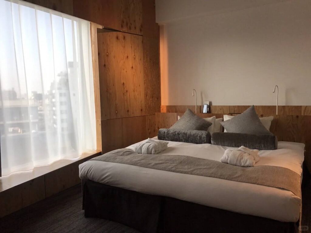 Affordable Luxury: Book a Stunning Tokyo Hotel for Only $400/Night!