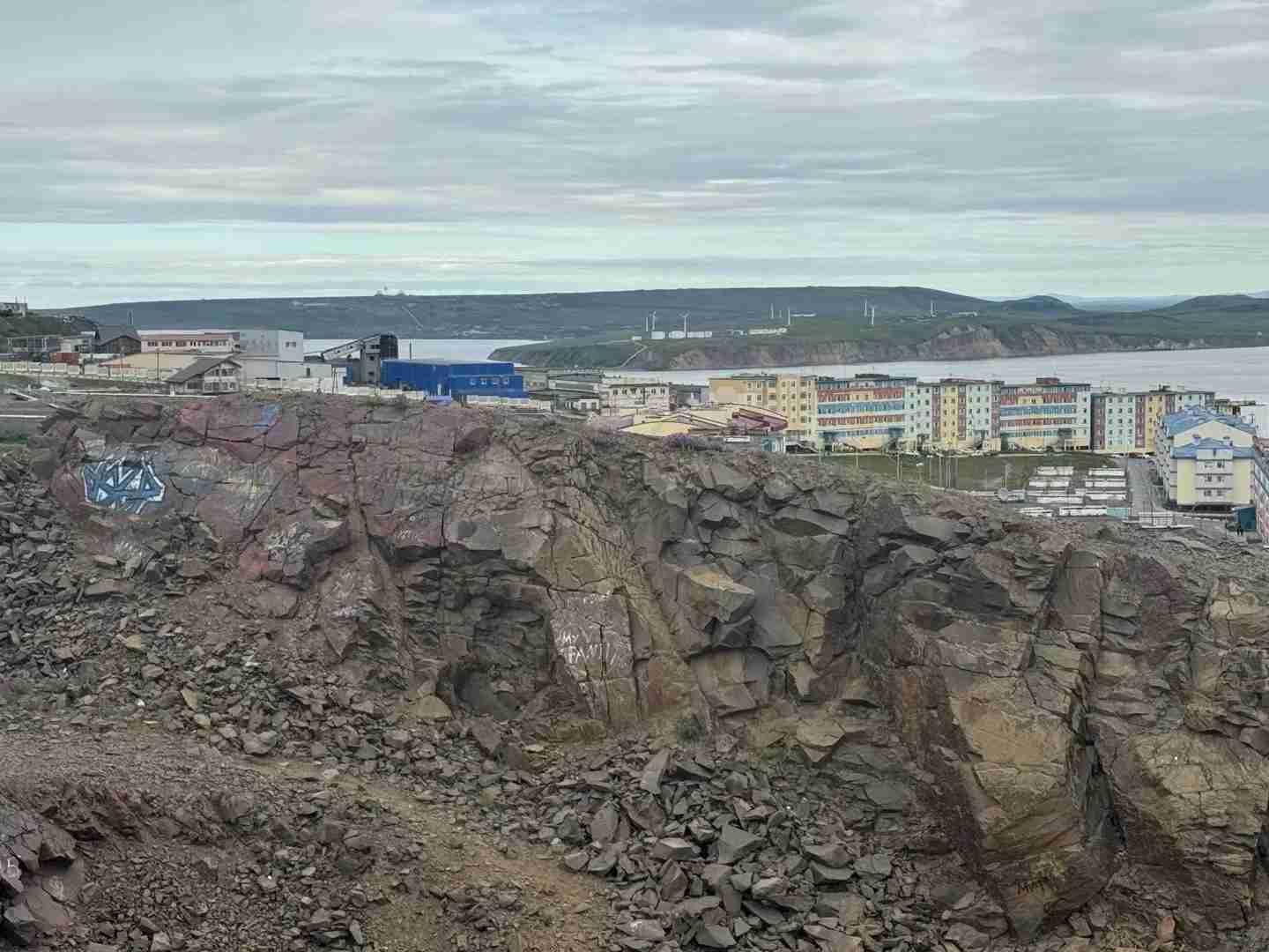 Anadyr Heights: Panoramic Views Overlooking Entire Anadyr and Anar