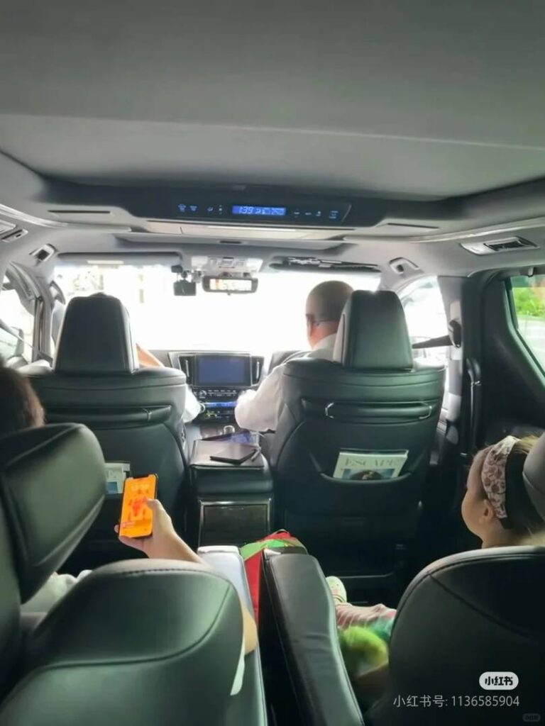富士山への最高の私人車チャーター：手頃で便利なツアーの選択肢