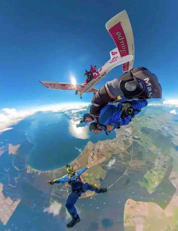 Beste Tipps, um Geld bei Skydiving-Erlebnissen in Queenstown, Neuseeland zu sparen