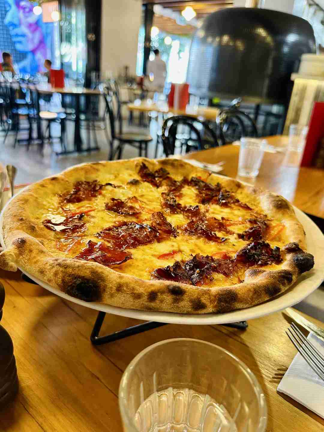 Brisbane Food Hunting: Discover Hidden Culinary Gems & Local Eateries