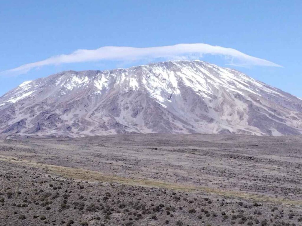 Alguém Pode Escalar o Monte Kilimanjaro? Dicas Essenciais para Primeiros Aventureiros