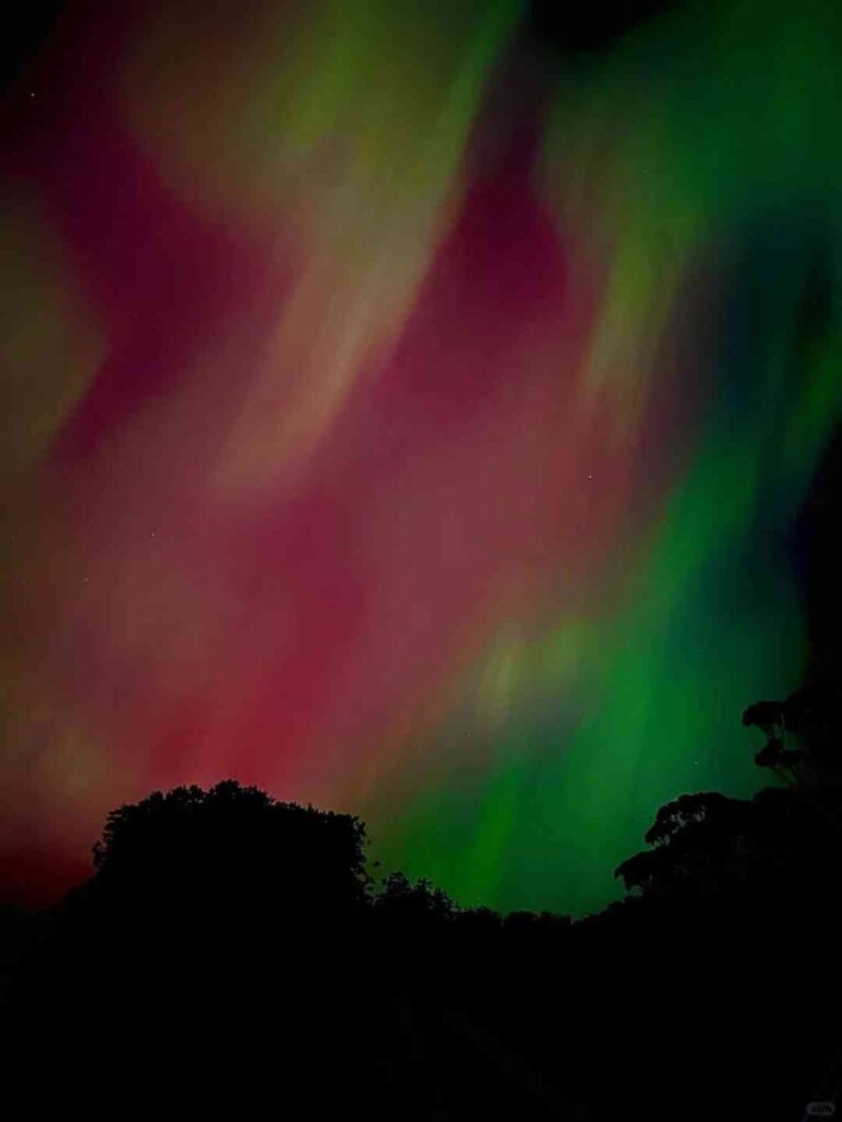 Guia de Observação de Aurora: Dicas para uma Viagem Inesquecível em Tasmânia