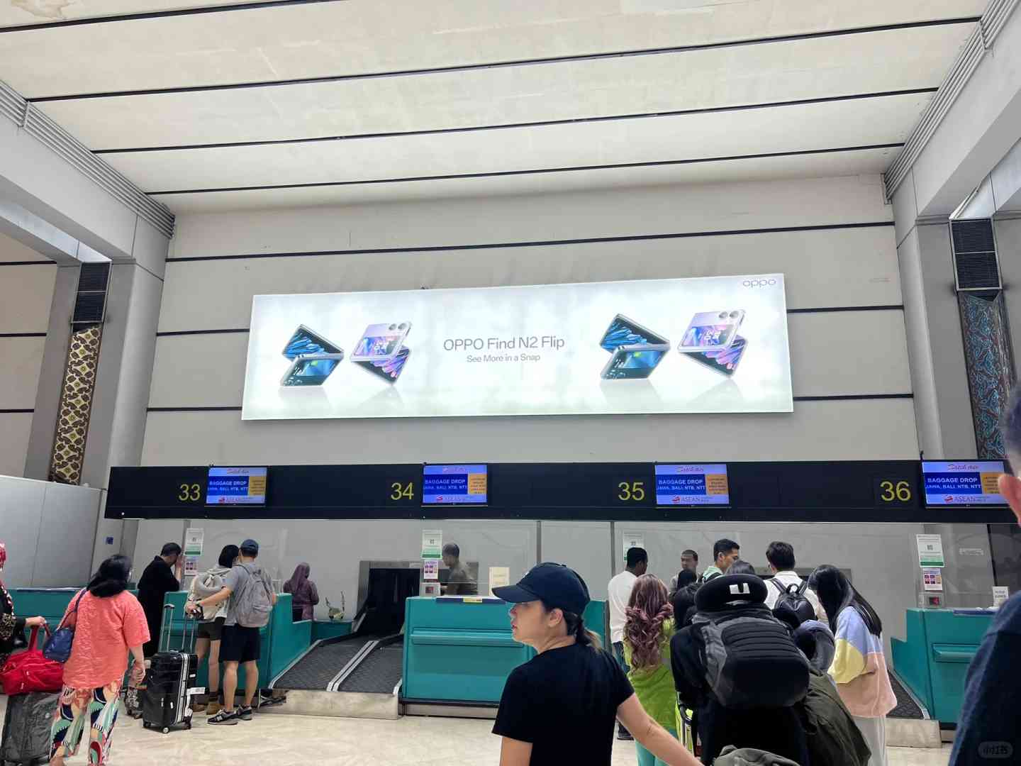 -Day インドネシアの旅程: 二つの火山、バリ島、ジョグジャカルタを探索