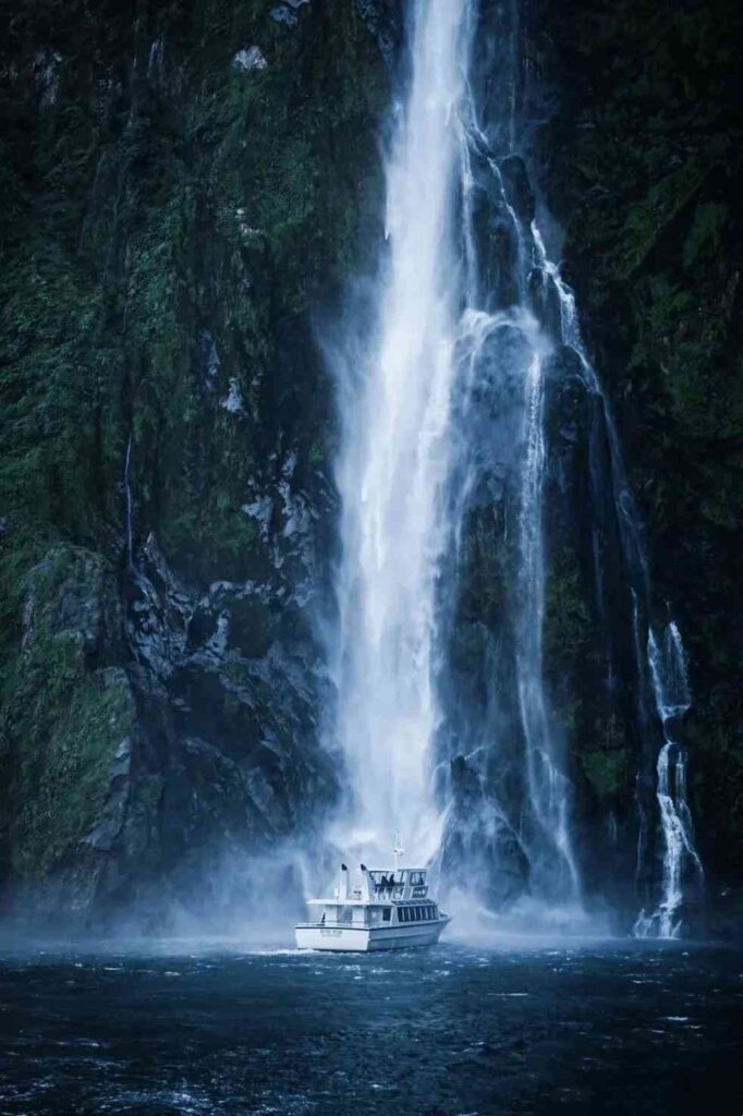 Discover China’s Unique Natural Wonders: Must-Visit Places Without Fjord Landforms