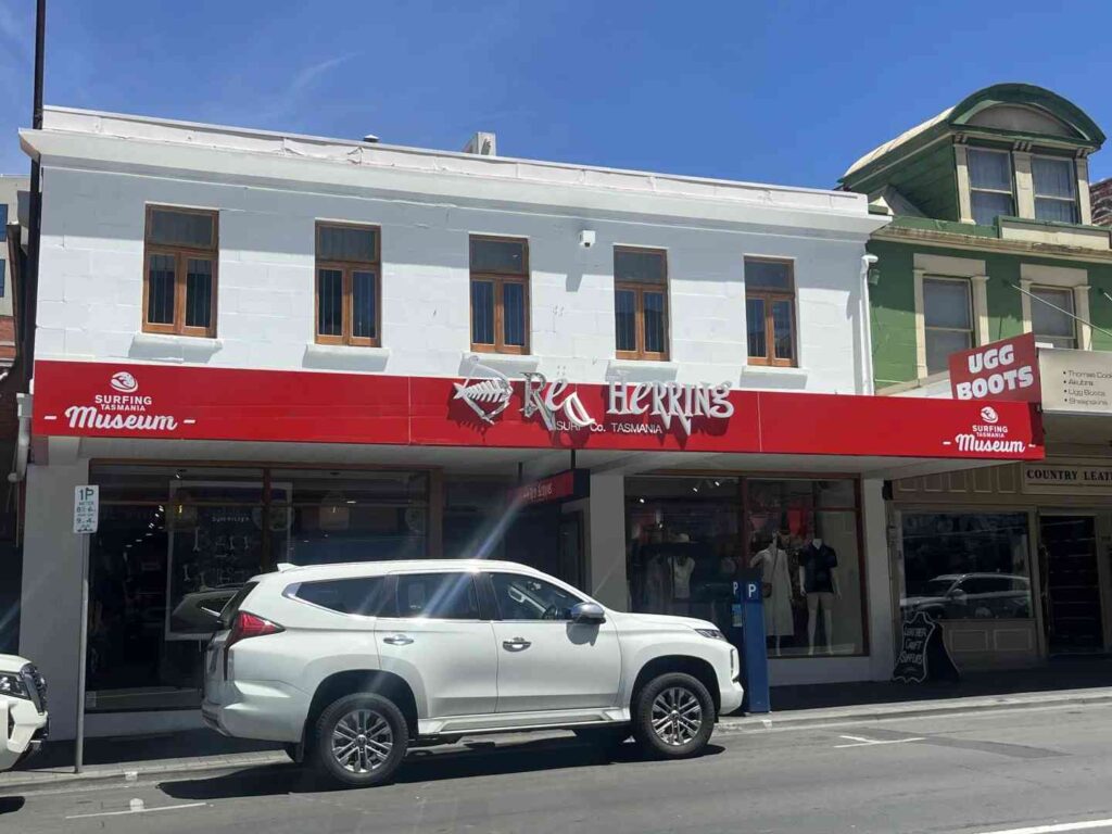 Descubra as melhores lojas ao ar livre de Hobart para ofertas incríveis de equipamentos em Tasmania.