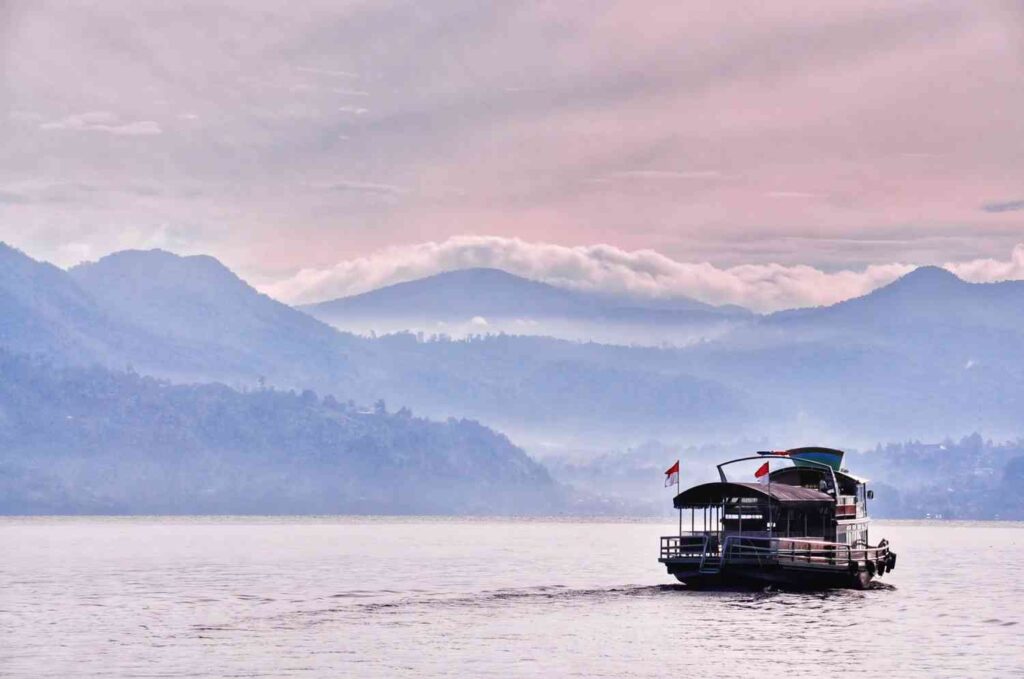 Discover Indonesia’s Sumatra: Lake Toba, the World’s Largest Volcanic Lake Adventure