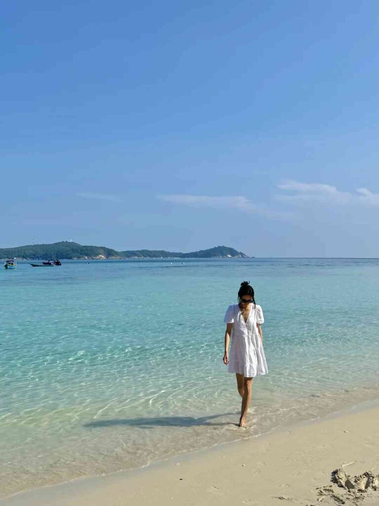 ペルハンティアン島を発見：究極のライブフォトダイアリーエクスペリエンス 🏖️🏡