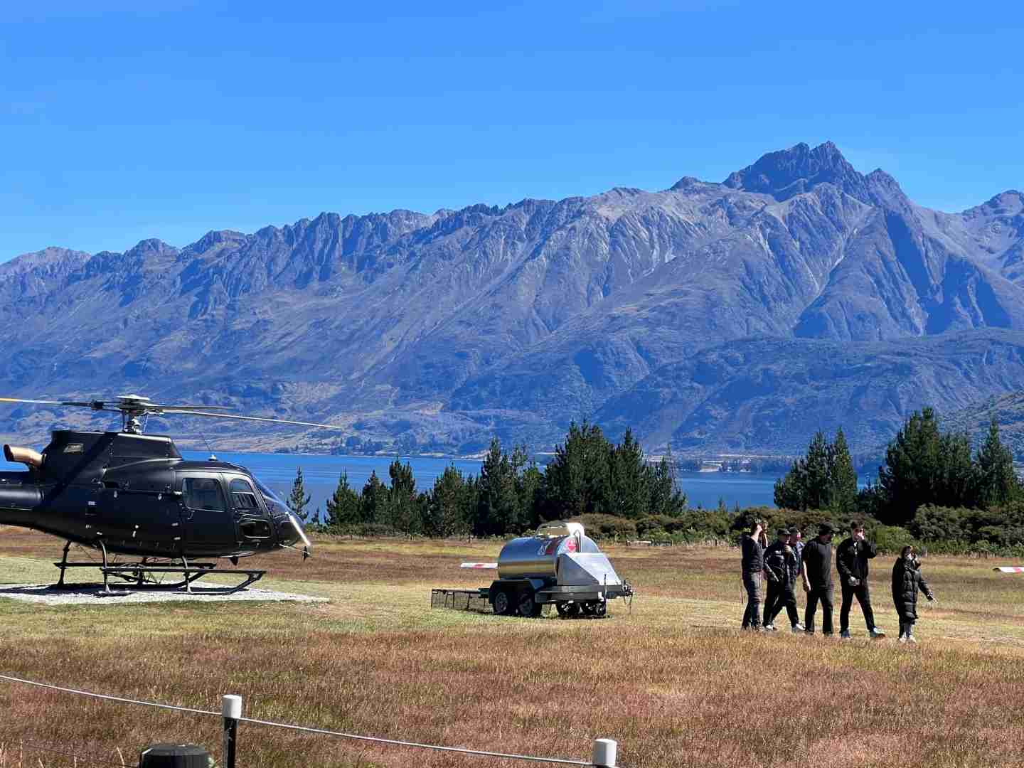 اكتشف كوين斯塔ون، نيوزيلندا: دليل السفر المثالي للمغامرات 🇳🇿