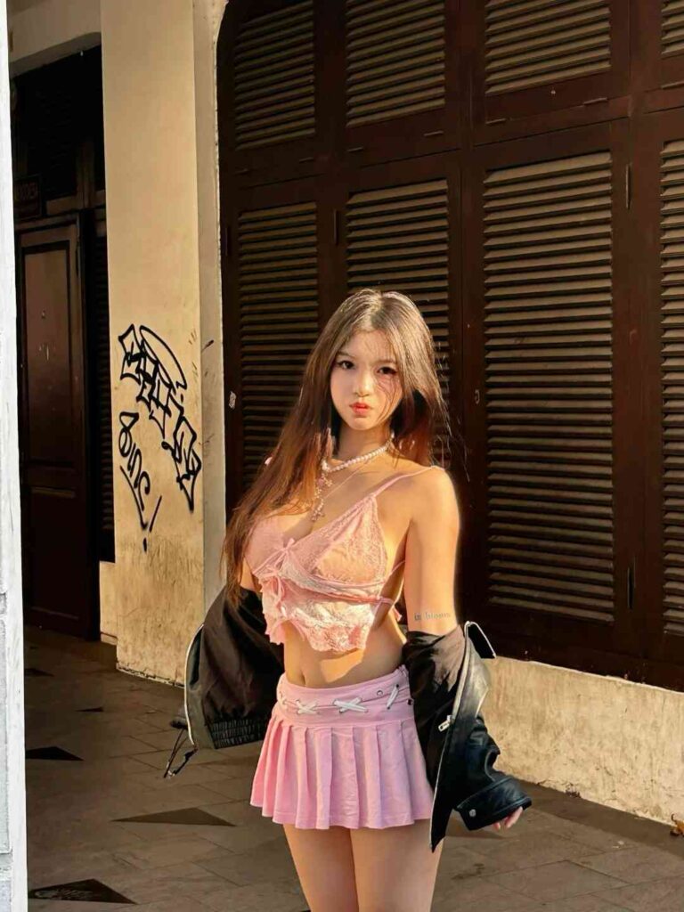 اكتشف جولات سير سورابايا: أفضل الطرق ونصائح المحلية 🇲🇨