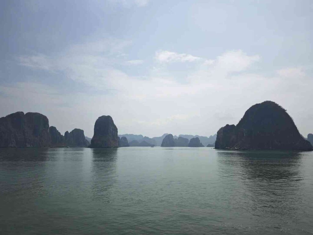 Discover Vietnam’s Ha Long Bay: 5th Must-Visit Destination on Your Southeast Asia Adventure