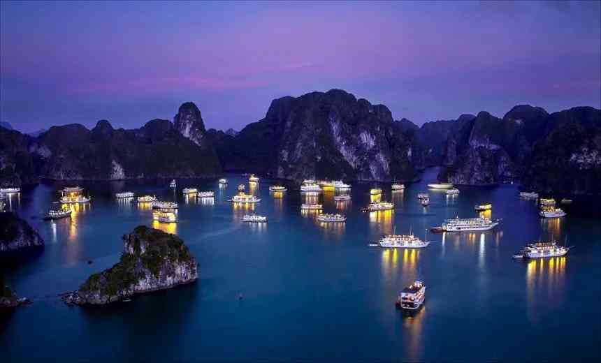 Descubra a Esplêndida Beleza de Ha Long Bay: O Tesouro Oculto do Vietnã 🇻🇳🏝️