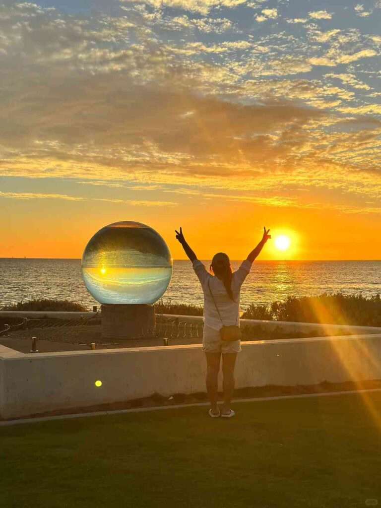 Discover the Breathtaking Beauty of Sunsets in Western Australia Today