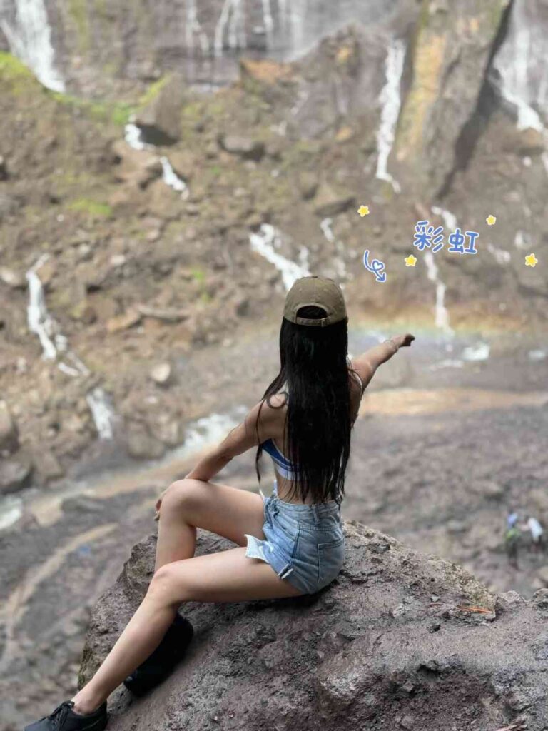 Entdecke den atemberaubenden Sewu-Wasserfall in der Nähe von Surabaya, Indonesien 🇲🇨