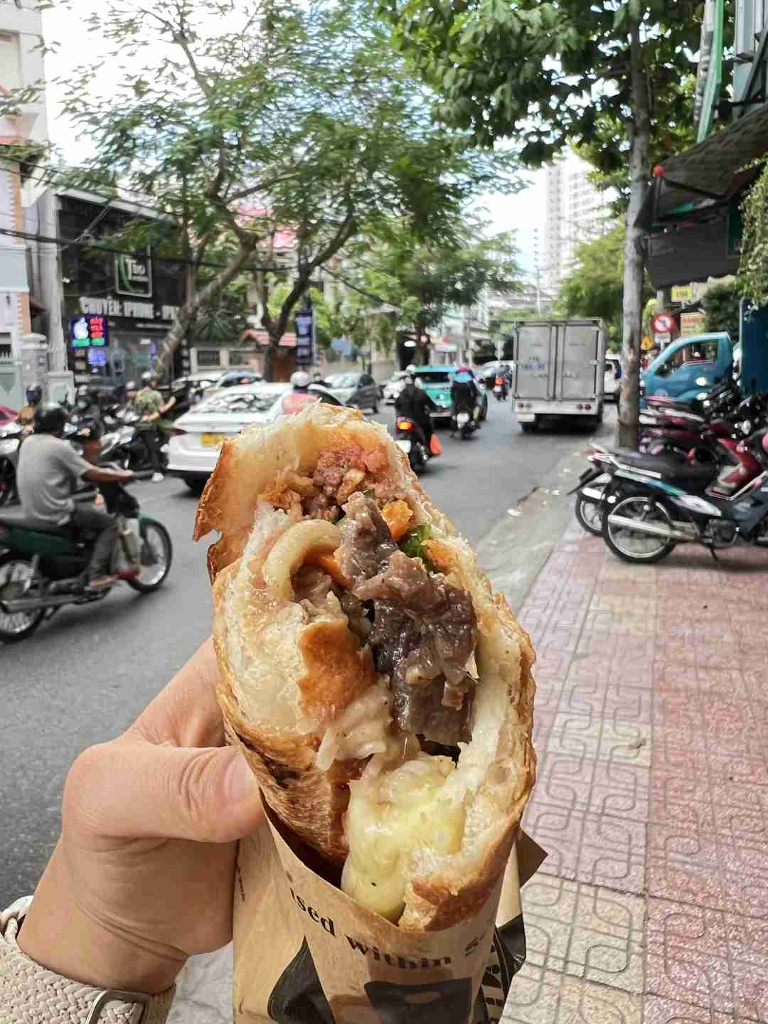 Discover the Super Delicious Vietnamese Bánh Mì in Nha Trang, Vietnam - A Must-Try Experience!