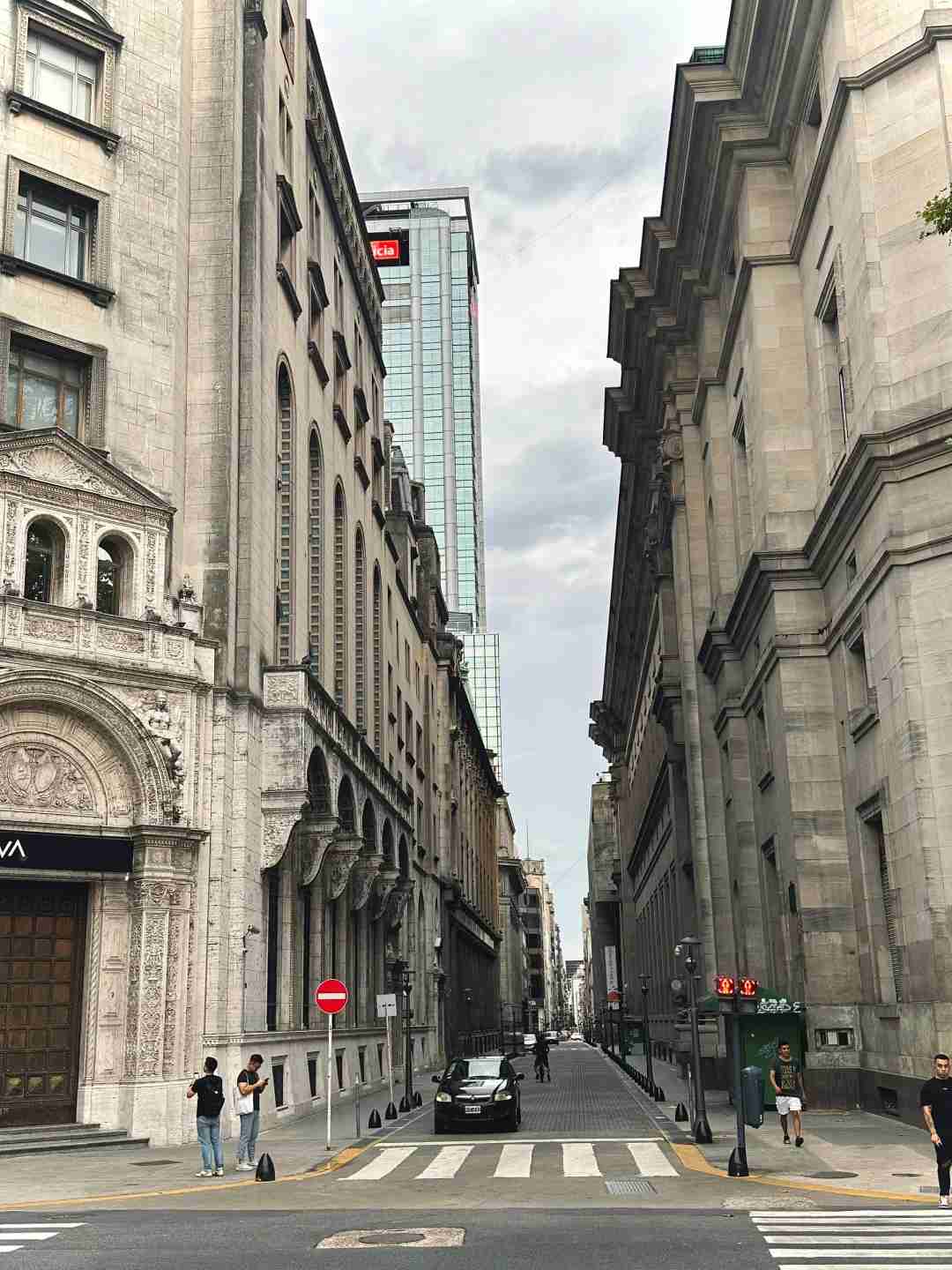 اكتشاف حبي لمدينة بوينس آيرس: الانتقال إلى الأرجنتين العام المقبل ❤️