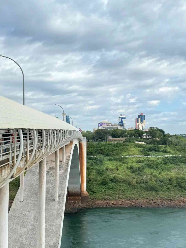 Découvrir le Paraguay 🇵🇾 : Explorer la culture et les attractions d'un joyau sud-américain méconnu