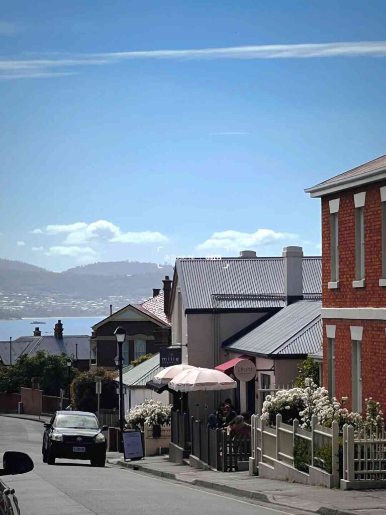 Descobrindo as Casas Mais Fotogênicas do Exterior em Hobart, Dia 3 🤩