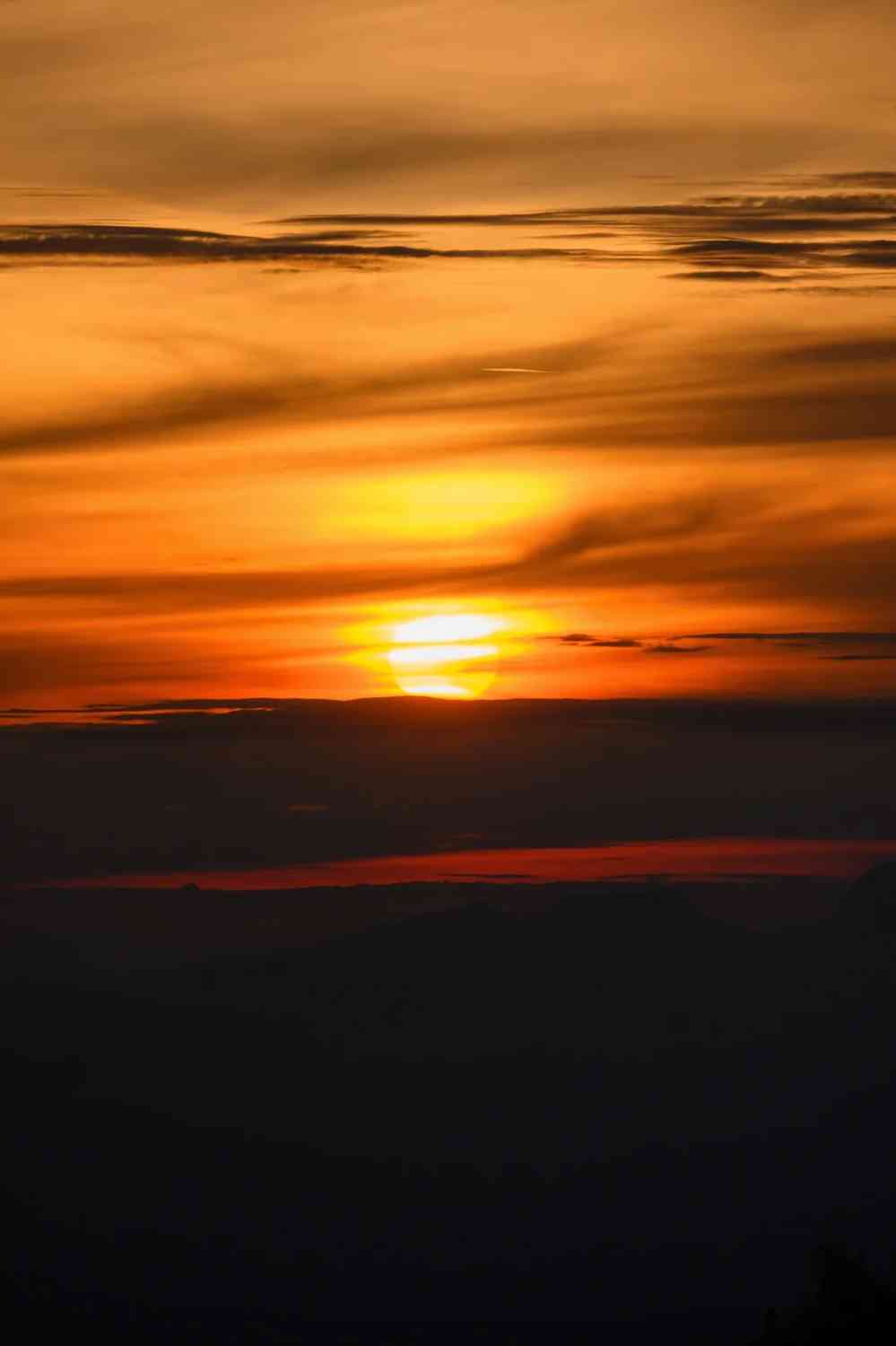 Explorez le volcan Bromo : Meilleure randonnée pour le lever de soleil et conseils de voyage
