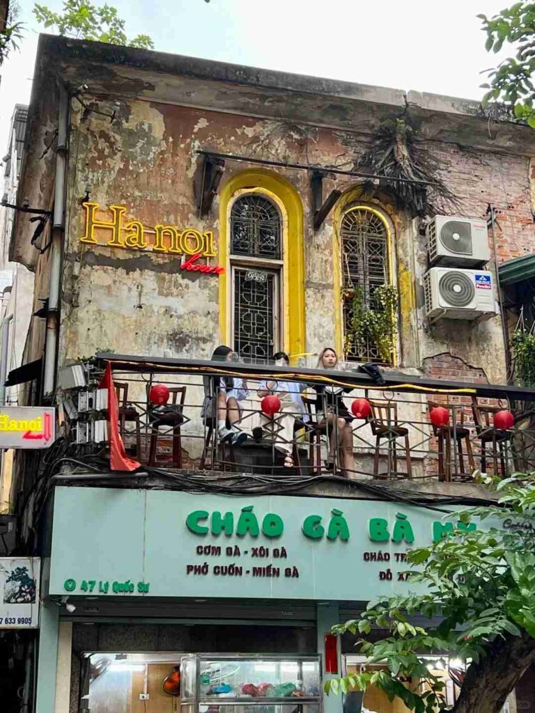 Explore Hanoi’s Unique Architecture, Cozy Cafes, and Delicious Eateries on Foot