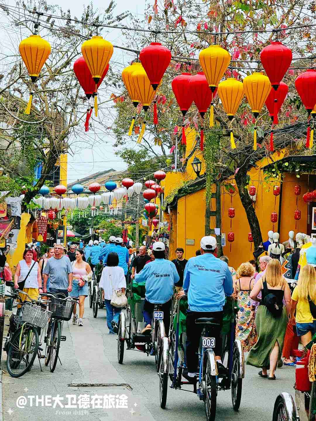 Explorando o Centro Histórico de Hoi An: Um Dia de Tour Guiado no Vietnã 🇻🇳