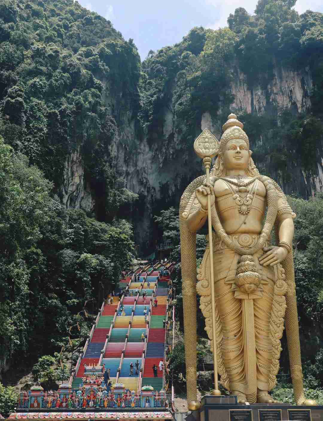 Explore Kuala Lumpur: Top Attractions and Hidden Gems in Malaysia's Vibrant Capital