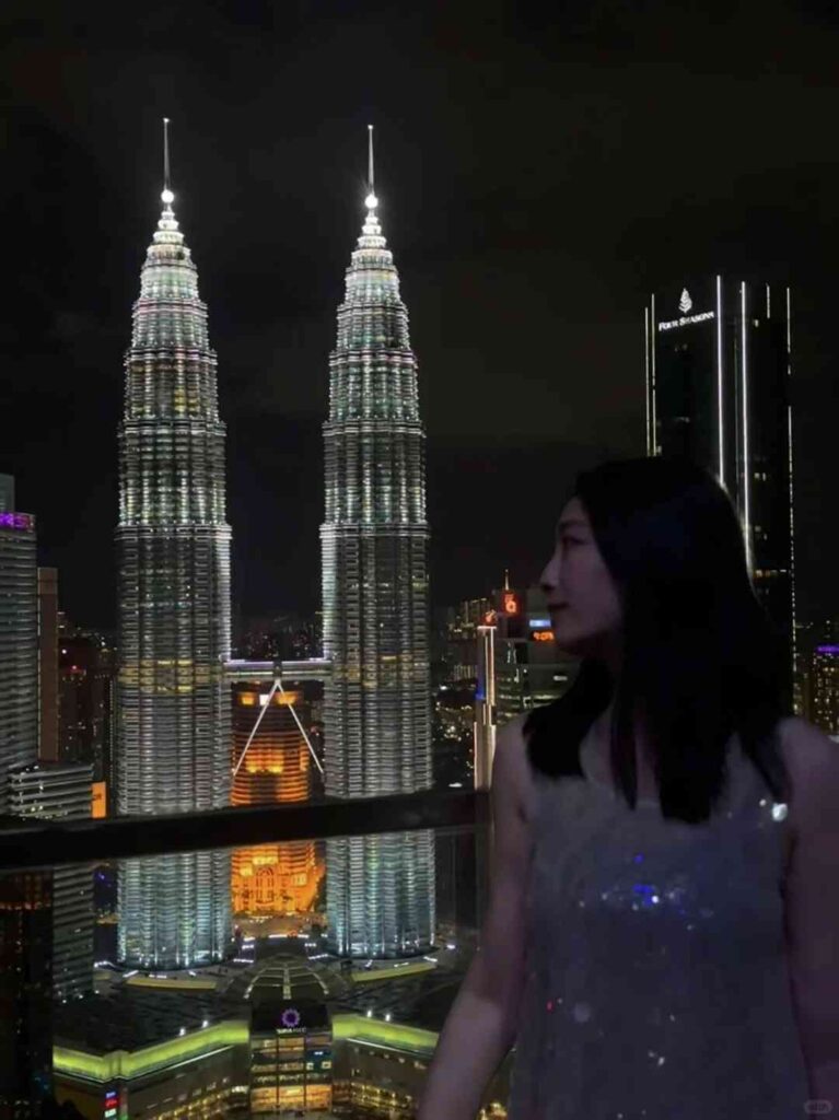 Entdecken Sie die nächtliche Schönheit und die wichtigsten Sehenswürdigkeiten 🇲🇾 von Kuala...