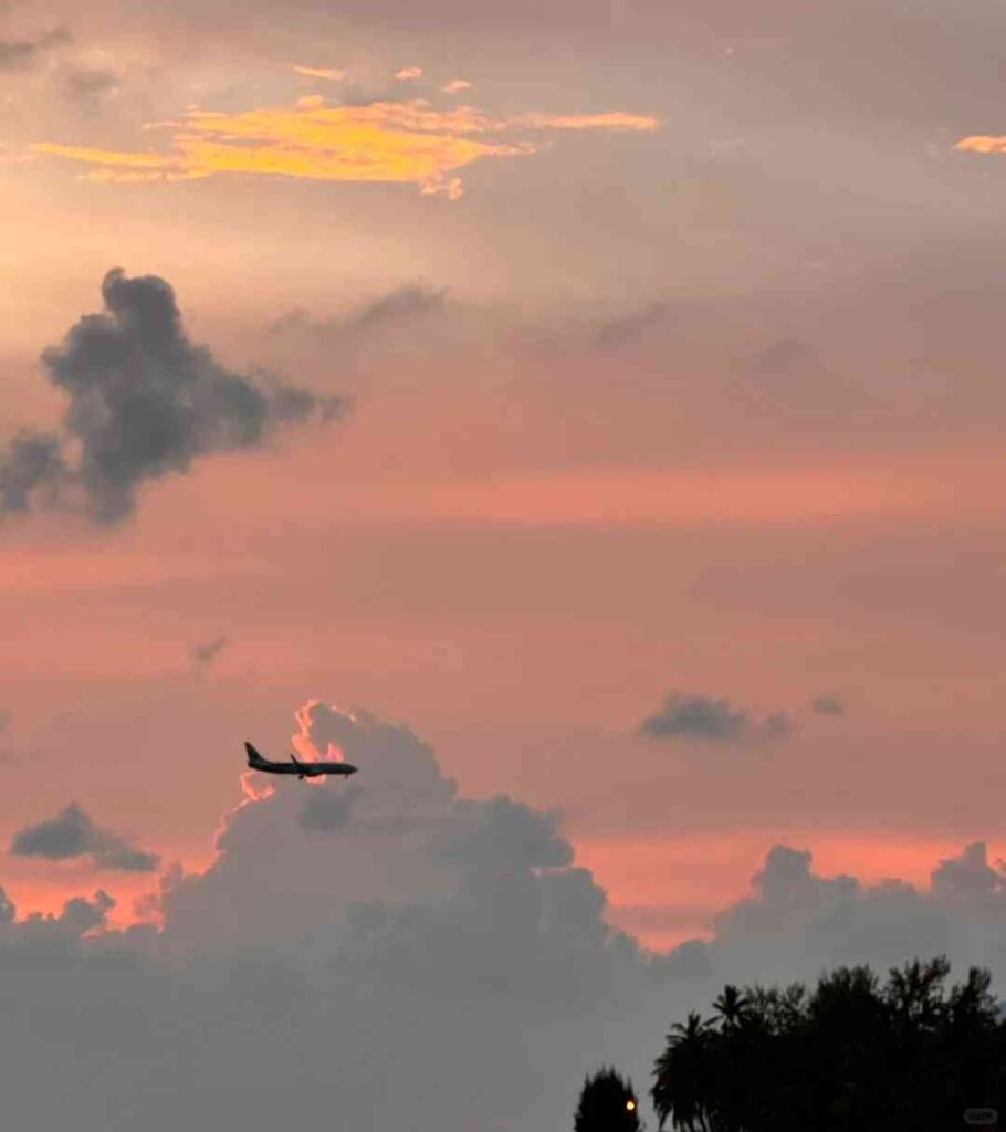 Explore Langkawi’s World-Class Sunset: Perfect Getaway While School is on Hold 🌅