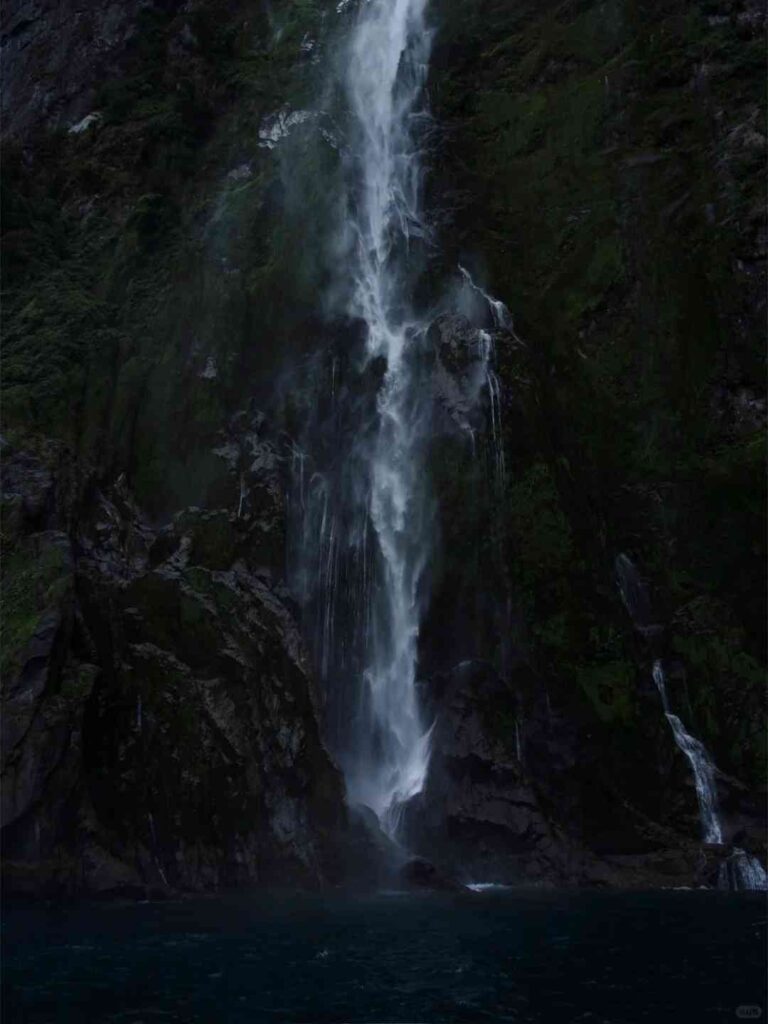 Explore Milford Sound: An Apocalyptic Adventure Travel Experience