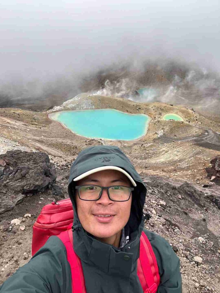 Entdecke atemberaubende Wanderwege im Tongariro Nationalpark, einem Abenteuer auf der Nordinsel von Neuseeland.