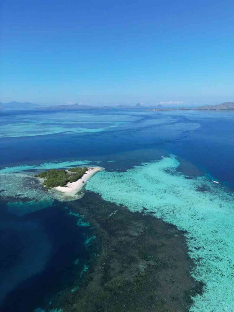Explorez les meilleures routes de navigation dans les eaux tropicales d'Indonésie ⛵️☀️