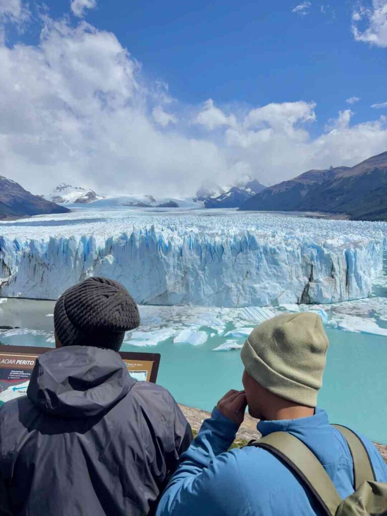 壮大なモレノ氷河を探索しよう：アルゼンチンの隠された宝、チベットスタイルで