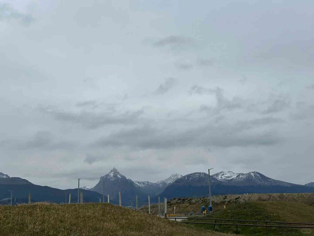 Explore the End of the World in Ushuaia: Ultimate Travel Guide 🌎