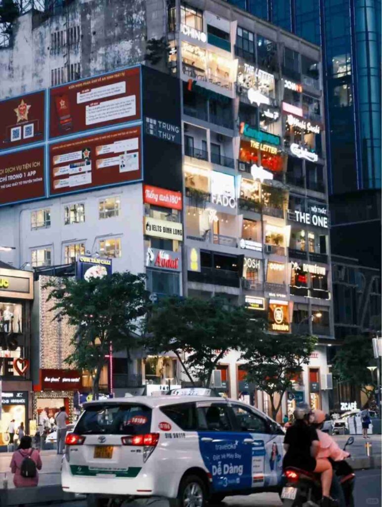 Finden Sie noch heute Ihren perfekten Reisebegleiter in Ho-Chi-Minh-Stadt, Vietnam