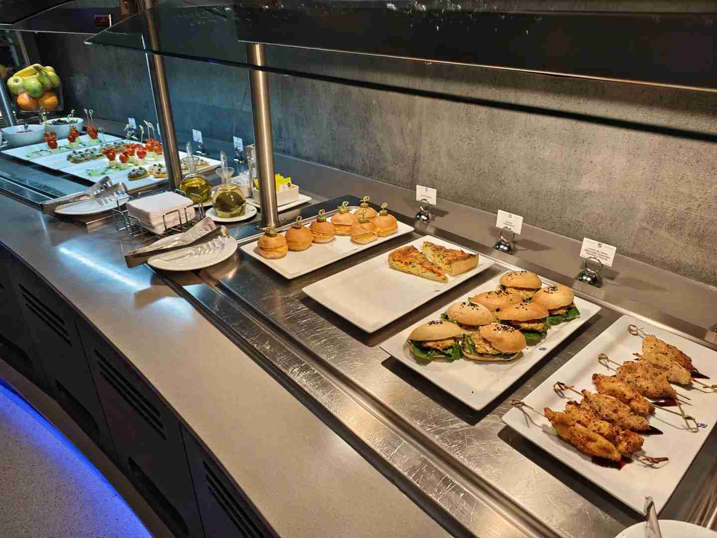 How to Access the Best VIP Lounge at Santiago Airport in Chile for Under $50?