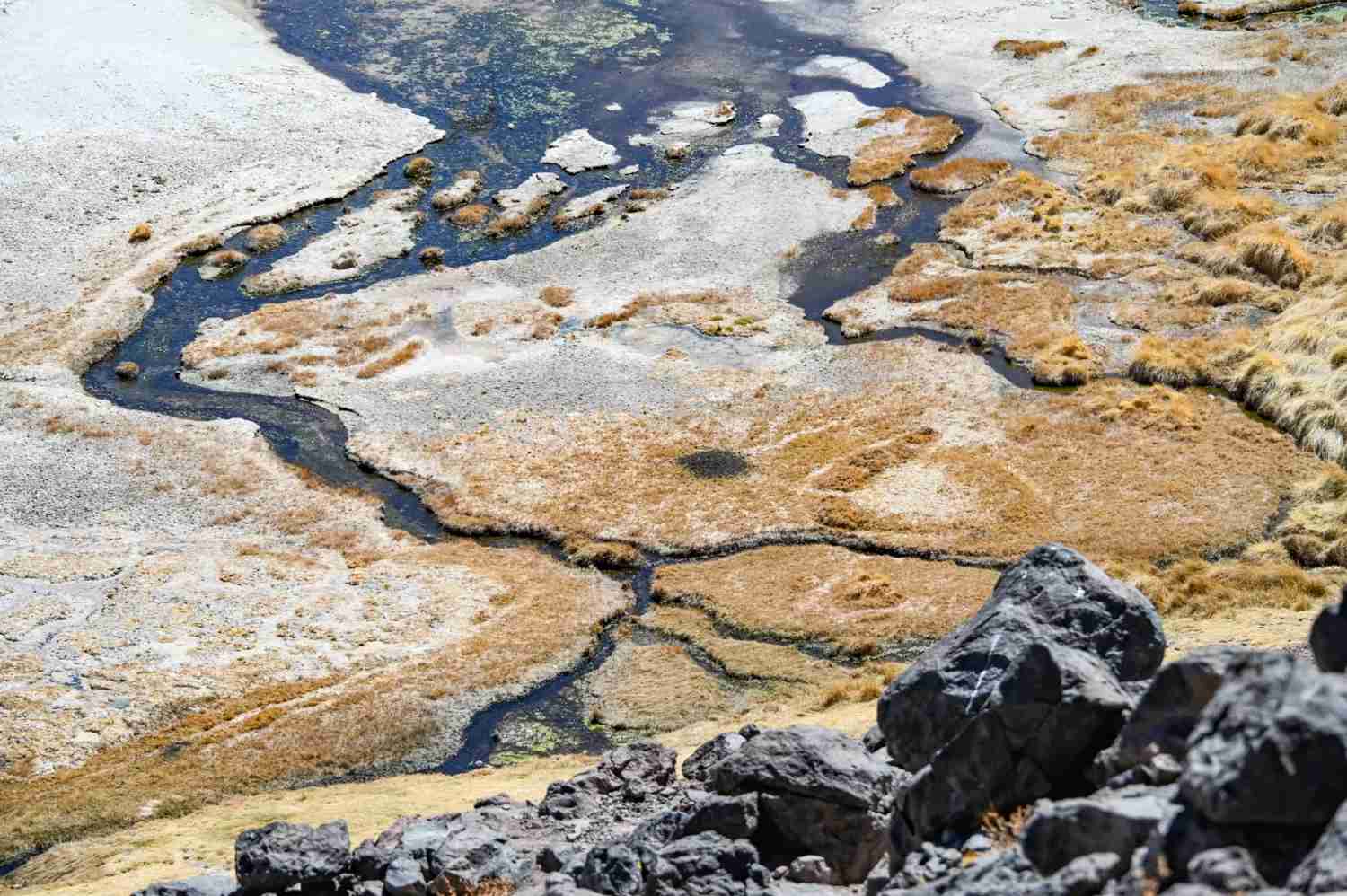 How to Explore Chile Atacama Piedras Rojas: Best Budget Tips & Route Guide