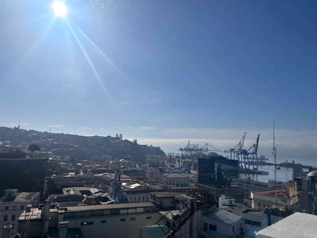 How to Plan a Budget Trip from Santiago to Valparaiso in Chile?