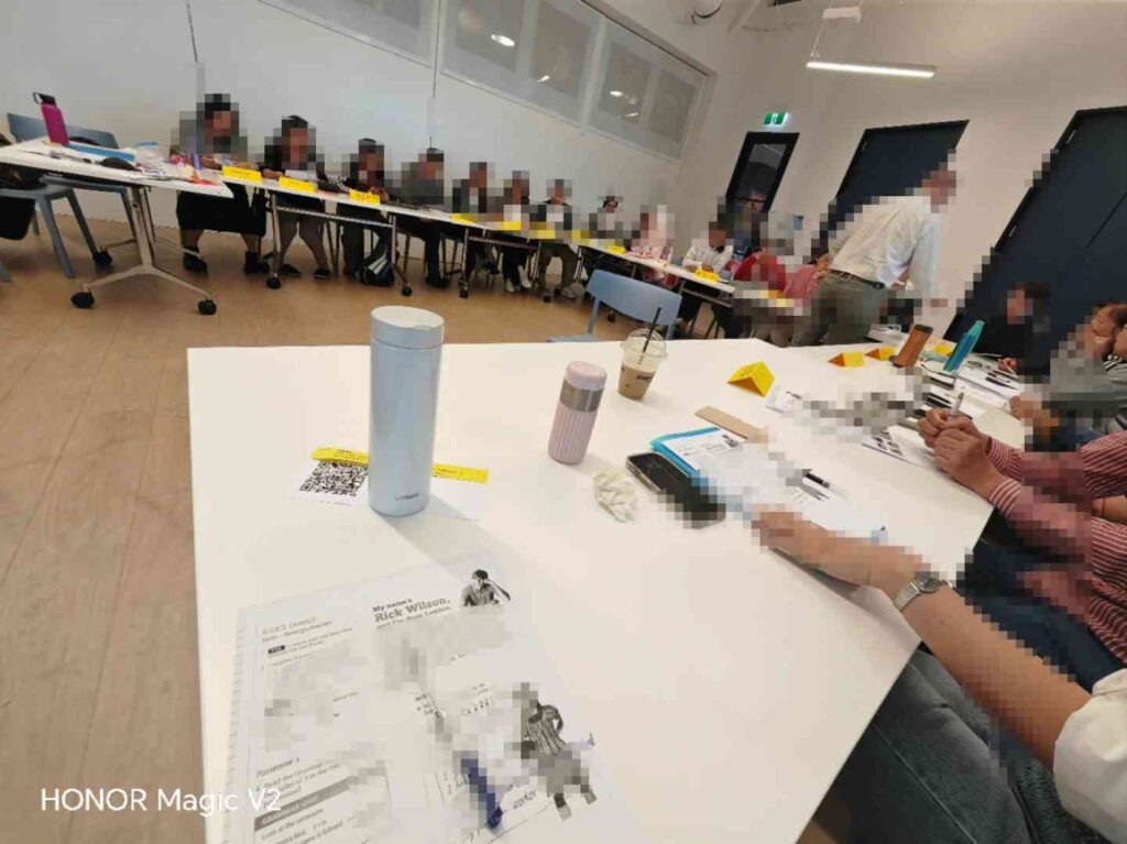 Rejoignez des cours d'anglais gratuits à Auckland pour débutants et étudiants avancés.