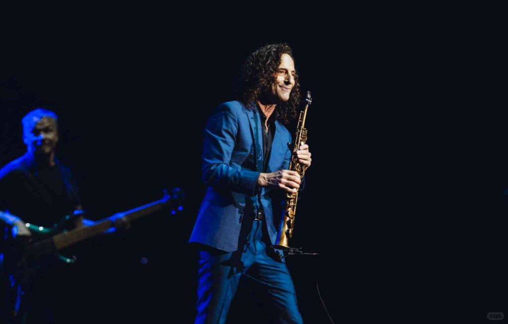 Kenny G Live in East Malaysia: An Emotional Journey for Fans 😭😭