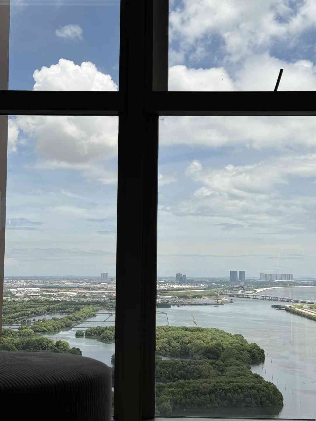 Luxurious Jakarta PIK Gold Coast Sublet: Your Perfect Coastal Retreat