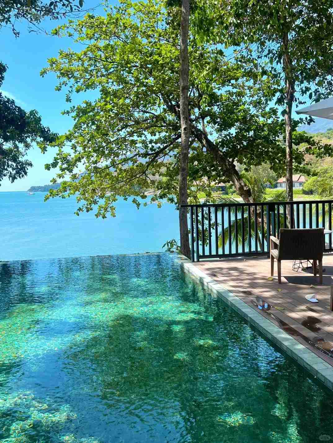 Luxury Langkawi Ritz Carlton Transfer Deal: 50% Off + Complimentary Breakfast for Two