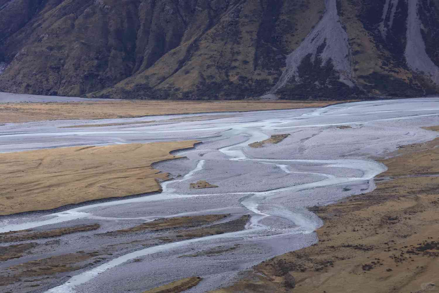 Mount Cook's Incredibly Lucky Day: Unbelievable Moments Captured