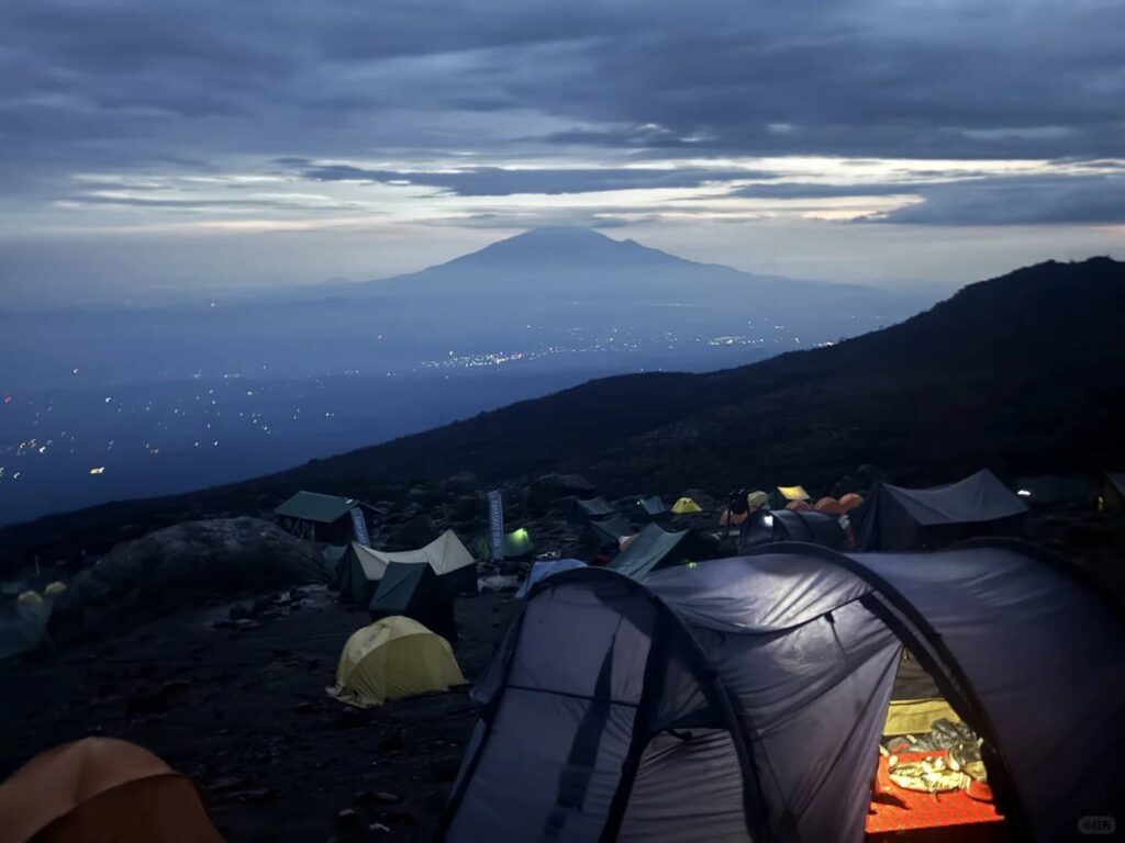 Mount Kilimanjaro Climbing Guide: Summit Africa’s Highest Peak Safely