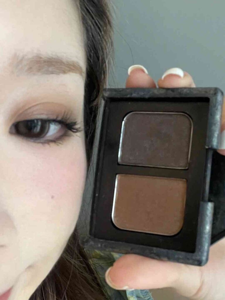 Avis sur NARS Love Potion : Découvrez le Parfum Envoûtant qui Captive les Cœurs 🎵🧳