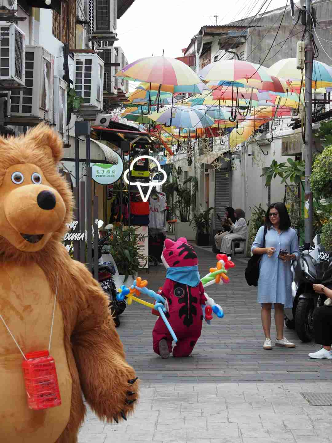 To be honest, there's no need to specially go to Penang when traveling abroad.