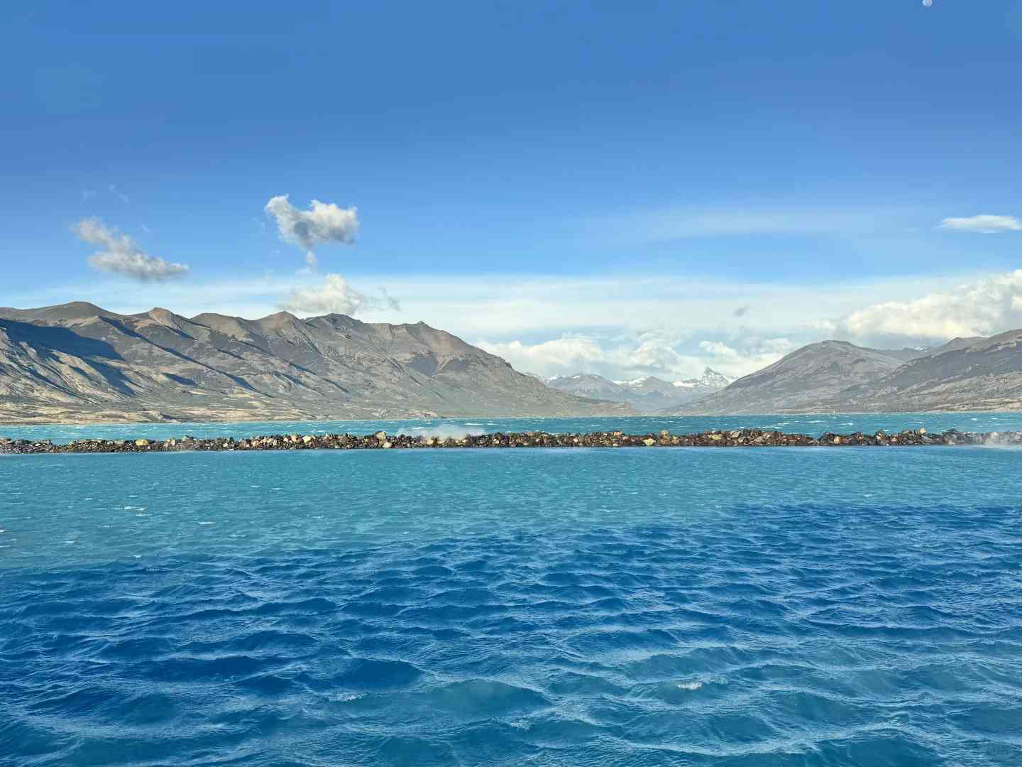 خطة سفر أرجنتينية لمدة 10 أيام: استكشف باتاغونيا وبوينس آيرس وشلالات إيغوازú