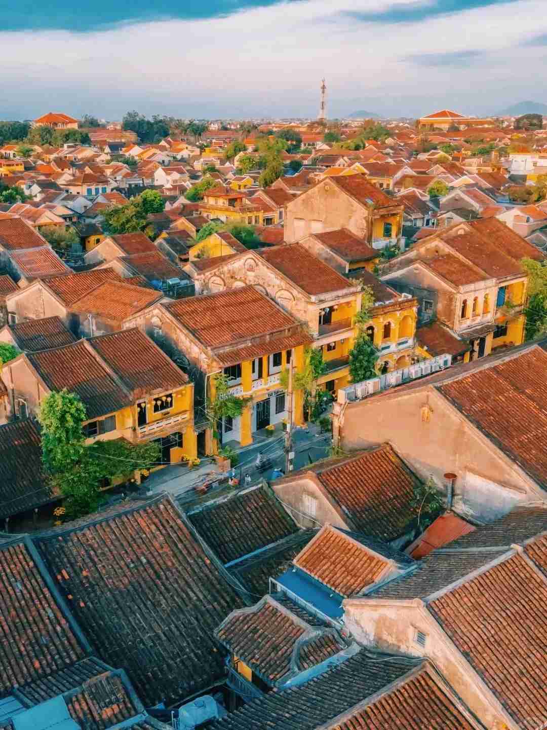 Unforgettable Experiences: Must-Share Moments from My Halong Bay Group Tour in Vietnam