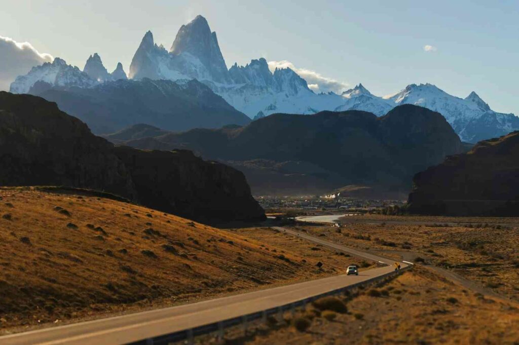 アルゼンチンへの手頃な旅行の最小コストは？