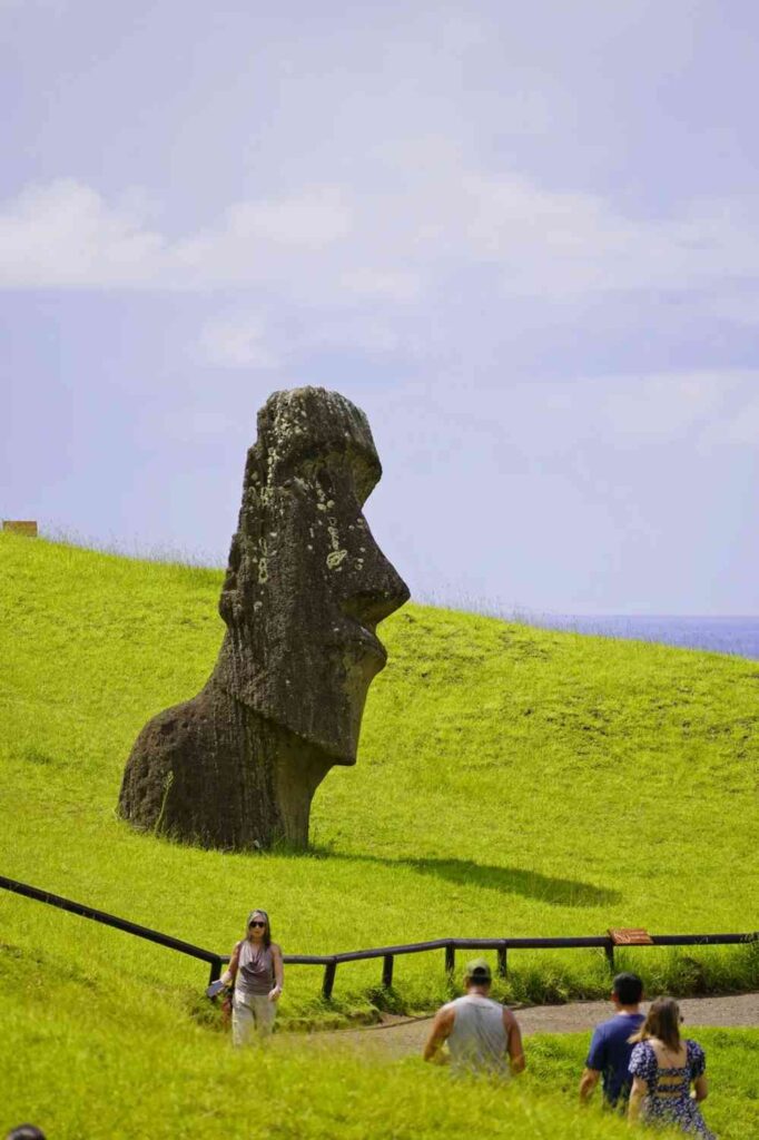 What’s the Best Self-Guided Tour Route for Easter Island’s Quarry?