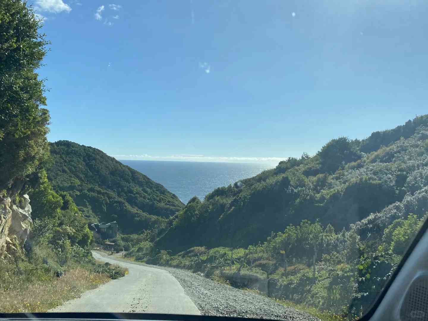 What's the Best Self-Guided Tour Route for Exploring Ancud Scenery on a Budget?
